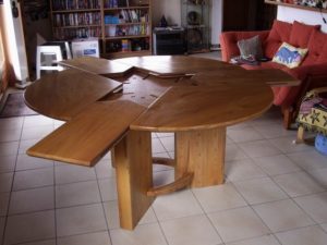 Table de salle à manger à rallonges en "Pétales"