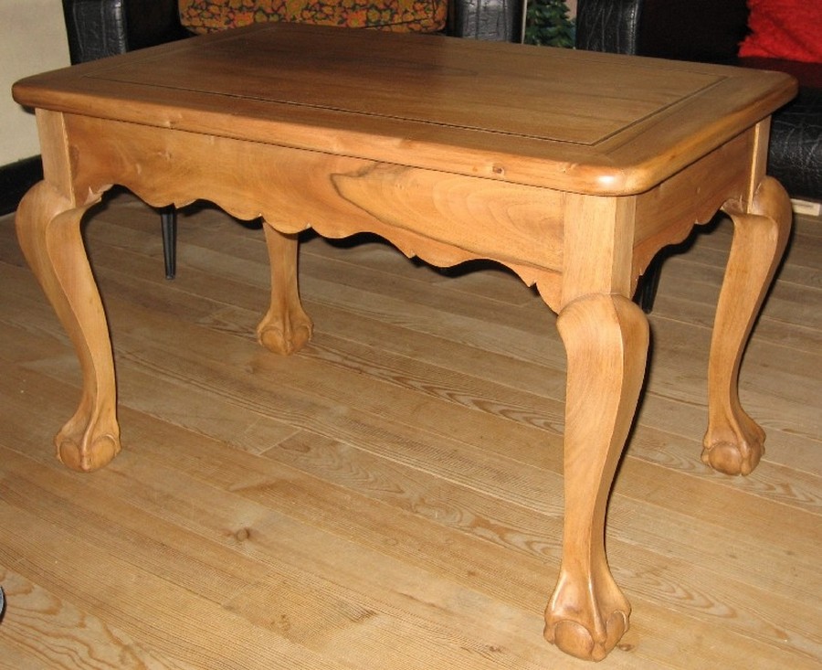Table basse style Queen Anne