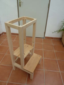 Escabeau pour enfant.